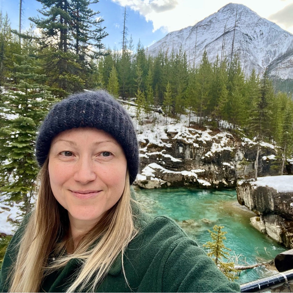 Meet your Posher, Carolyn